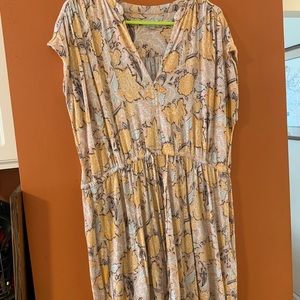 The Loft, XL, split collar short sleeved dress